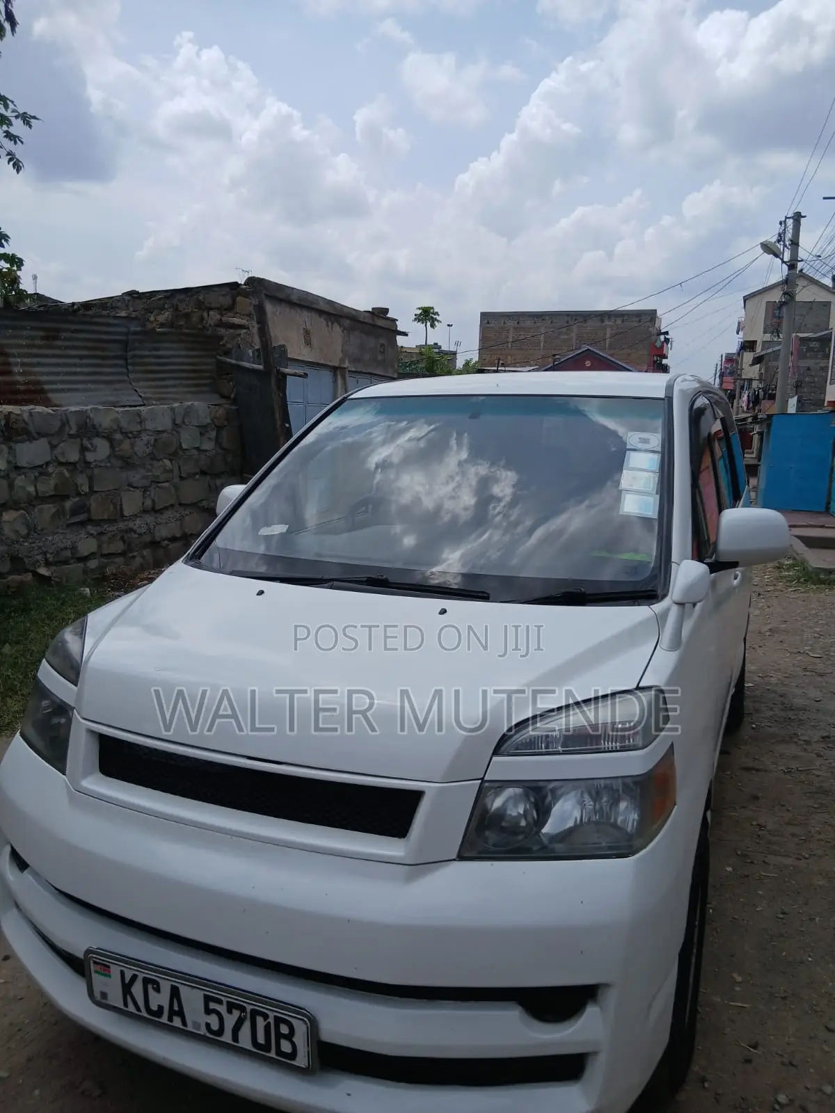 Toyota Voxy 2007 White