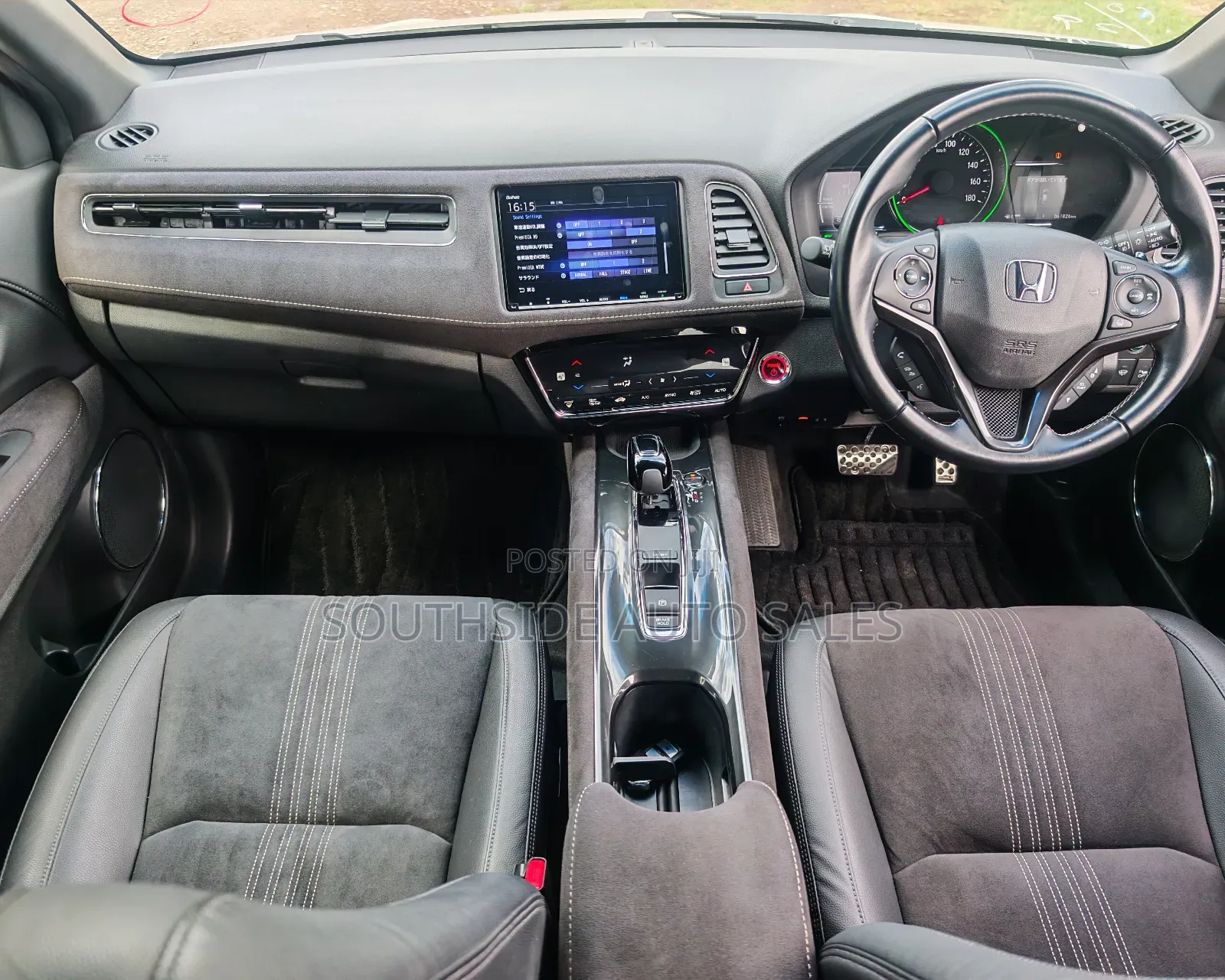 Honda Vezel 1.5 Hybrid 2WD 2018 White