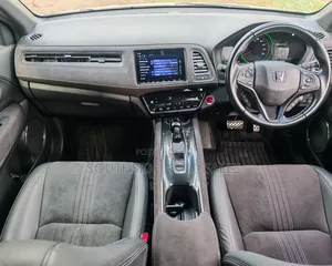 Honda Vezel 1.5 Hybrid 2WD 2018 White