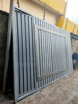 Sliding Gate