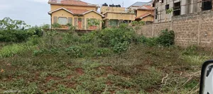 100 by 50 in Murram Road Ngoingwa