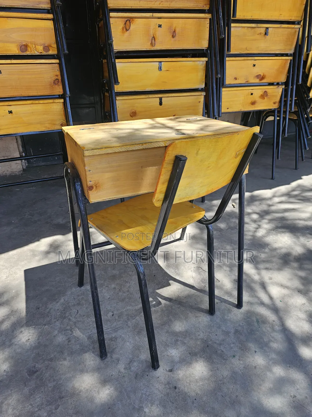 Sschool Lockers Venus