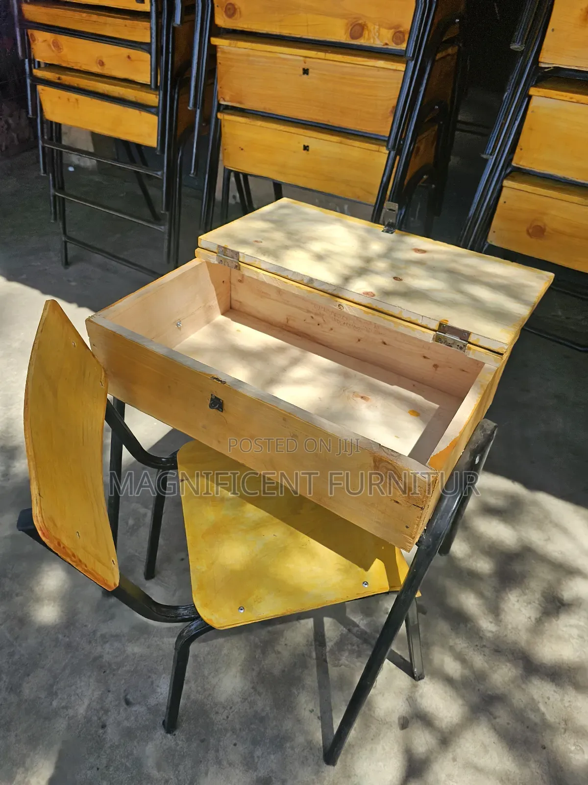 Sschool Lockers and Chairs Watts