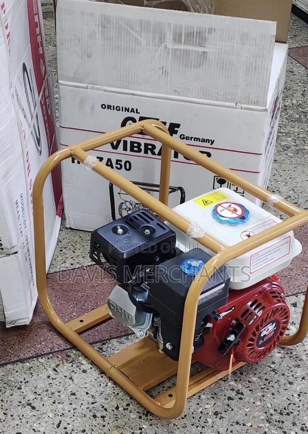 Petrol Poker Vibrator - thumbnail 2