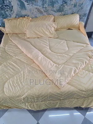 6x6 6x7 Tufted Duvets + Bedsheet + 2 Pillowcases
