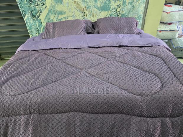 6x6 6x7 Tufted Duvets + Bedsheet + 2 Pillowcases - thumbnail 5