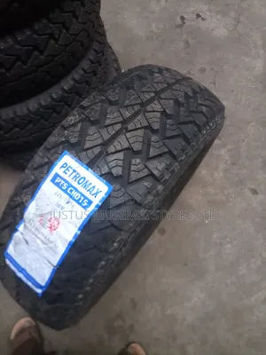 225/70r16 Pts A/T Tyres