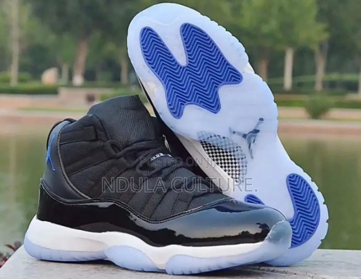 Trending Jordans 11 Retro Sports Shoes