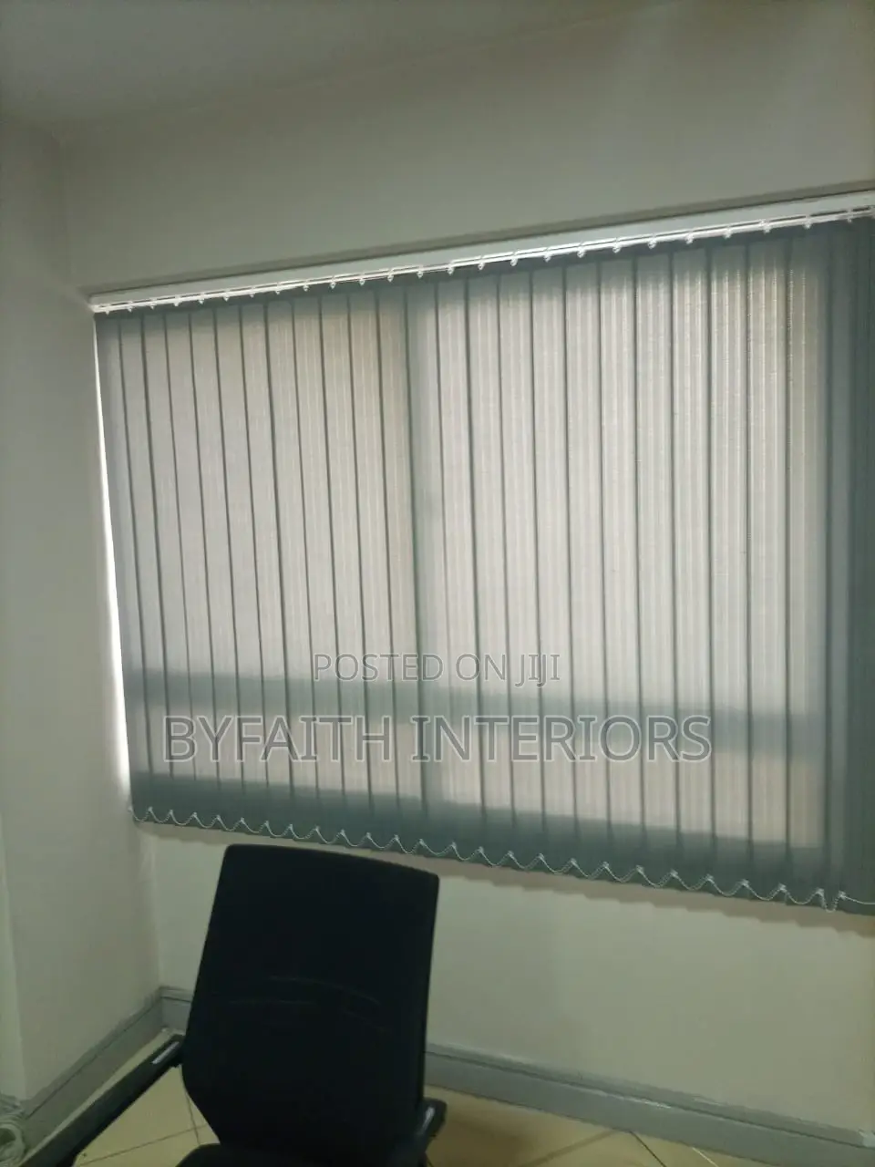 Work-Friendly With Vertical Blinds