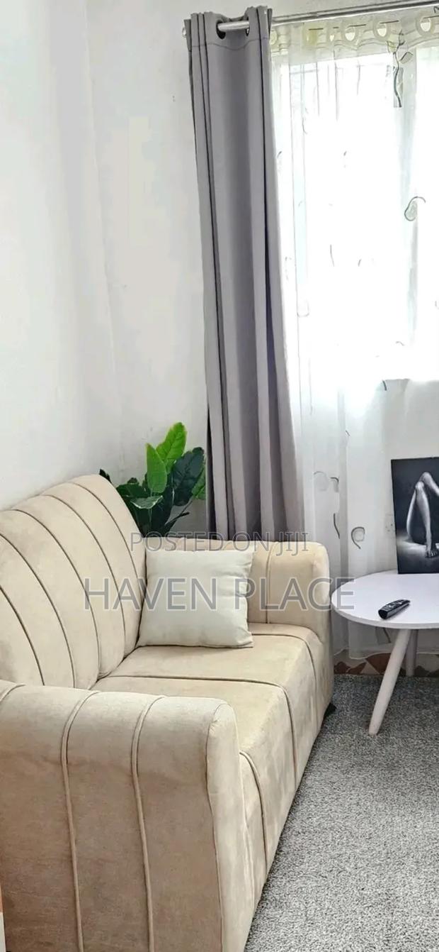 Voi Airbnb 
0pp0site Finebreeze