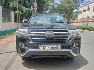 Toyota Land Cruiser 2016 Black