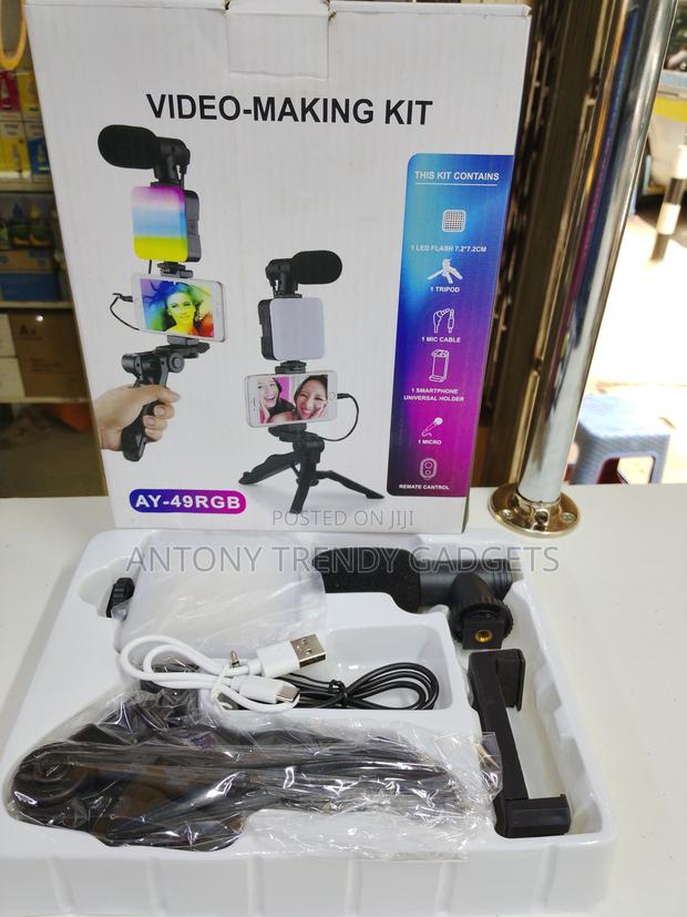 Ay-49 Rgb Video Making Kit For Smartphone Vlogging - thumbnail 2