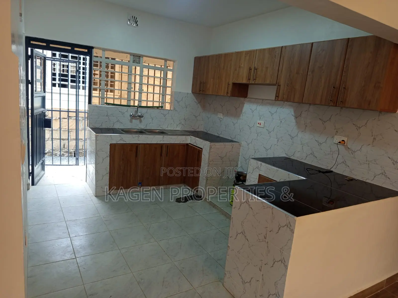 3bdrm Bungalow in Matasia for sale