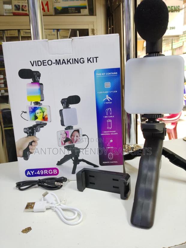 Ay-49 Smartphone Video Kit Rgb Light Microphone - thumbnail 2