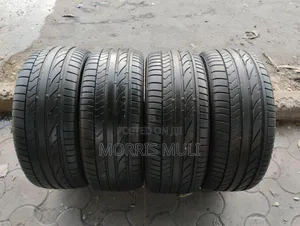 235/45r17 Bridgestone