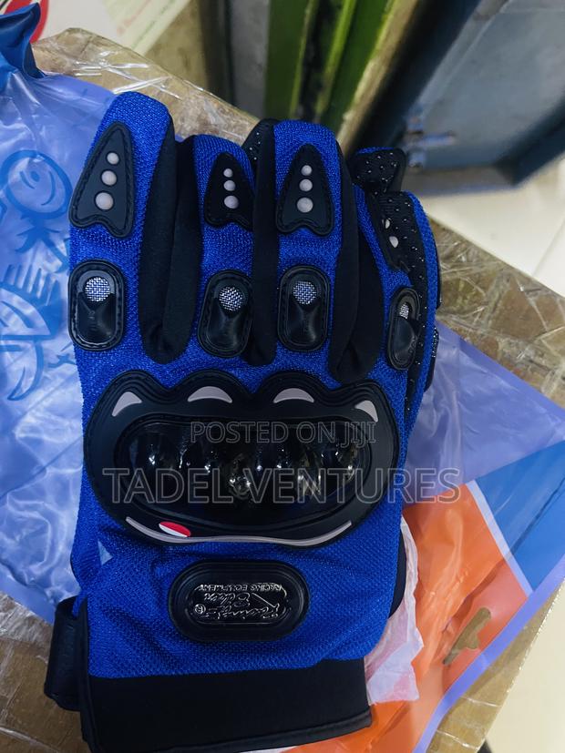 Riders Gloves - main view