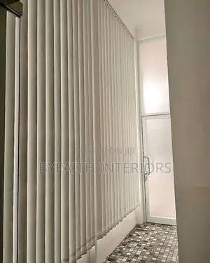 Flexible Coverage Office Blinds