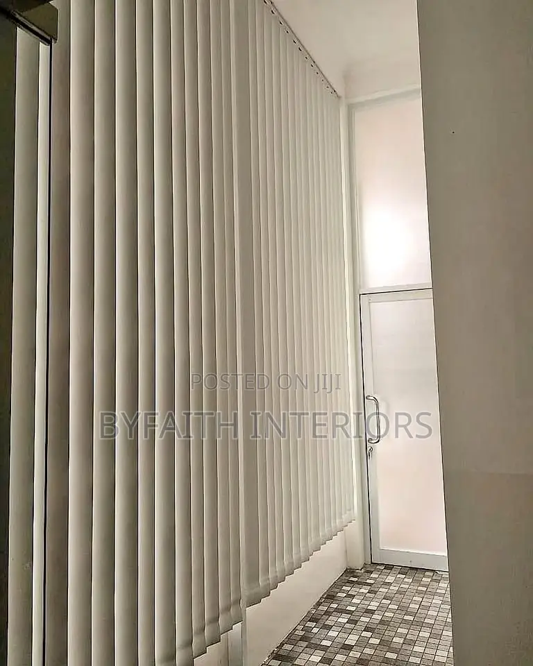 Flexible Coverage Office Blinds