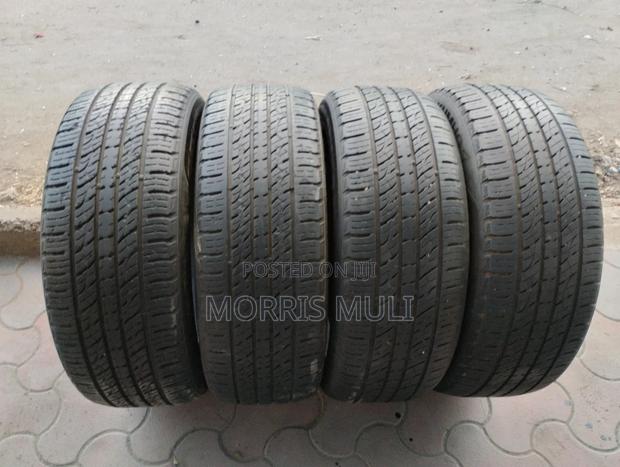 235/55r19 Kumho - thumbnail 4