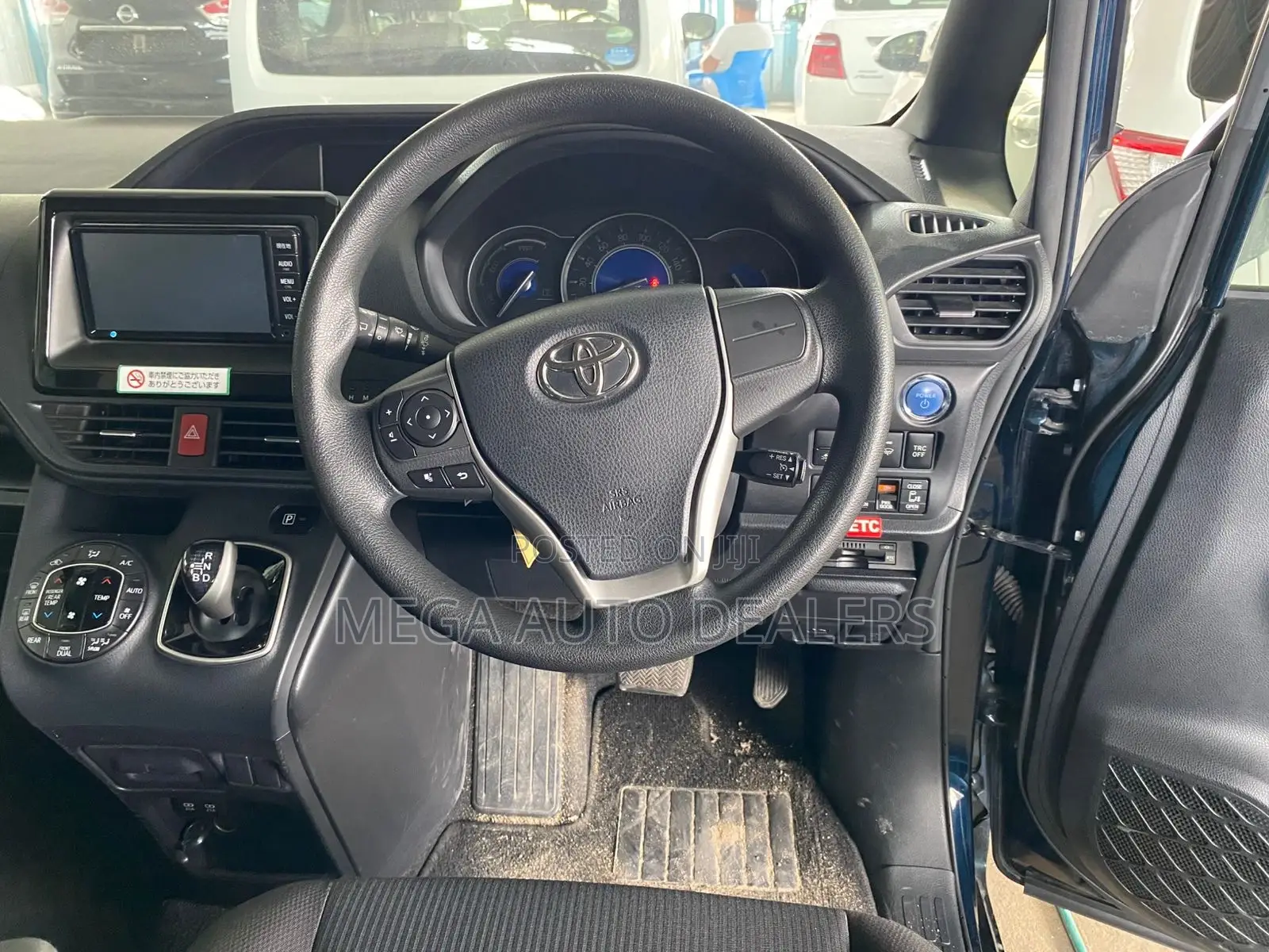 Toyota Voxy 2018 Blue