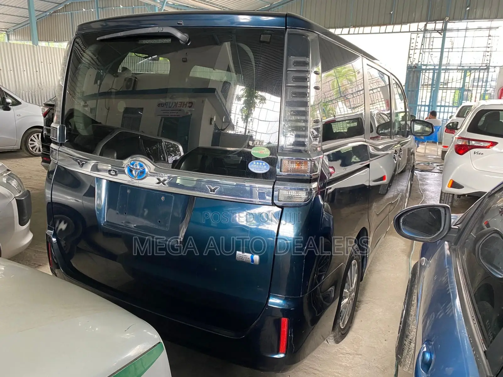 Toyota Voxy 2018 Blue