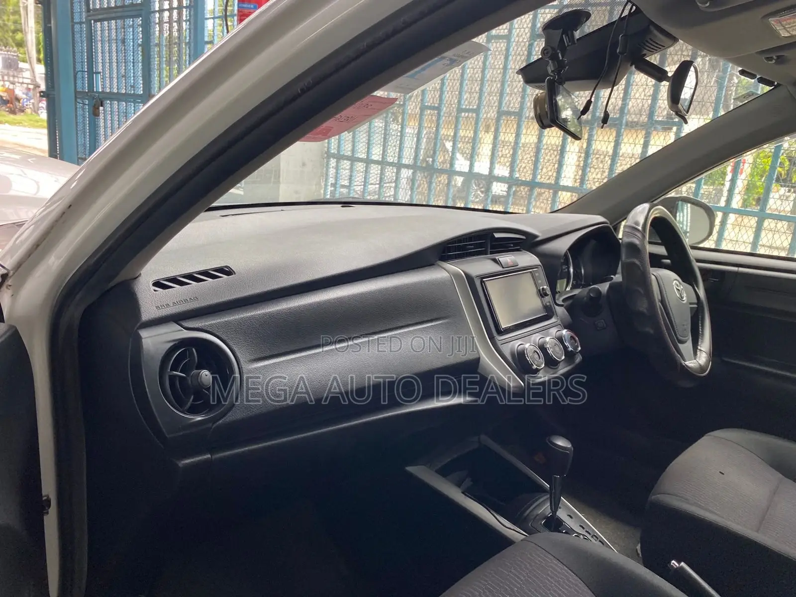 Toyota Corolla Fielder 2018 White