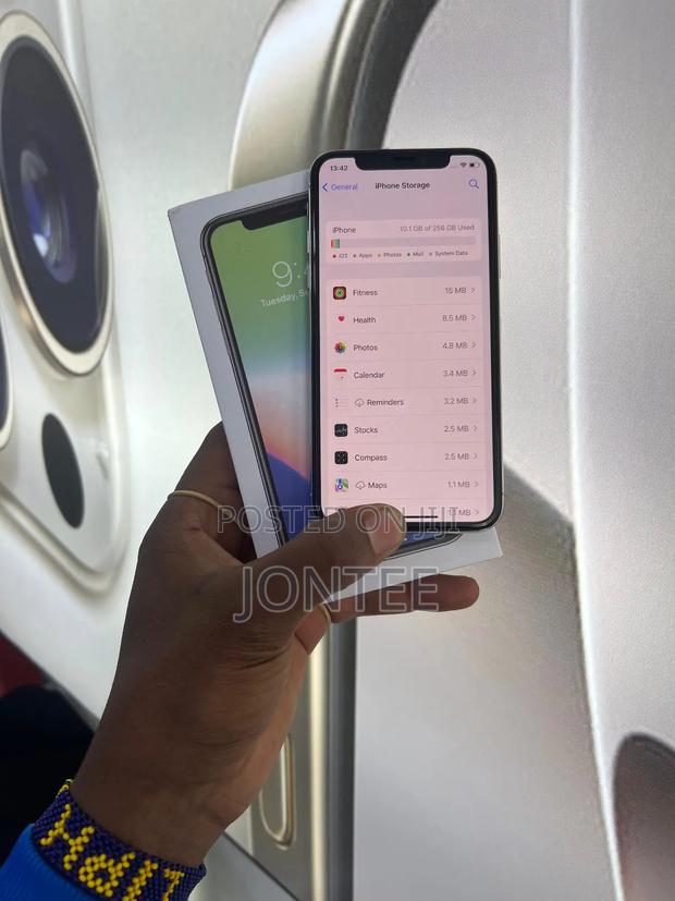 New Apple iPhone X 256 GB White - thumbnail 2