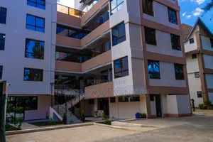 2 Br Airbnb Nanyuki With a Pool