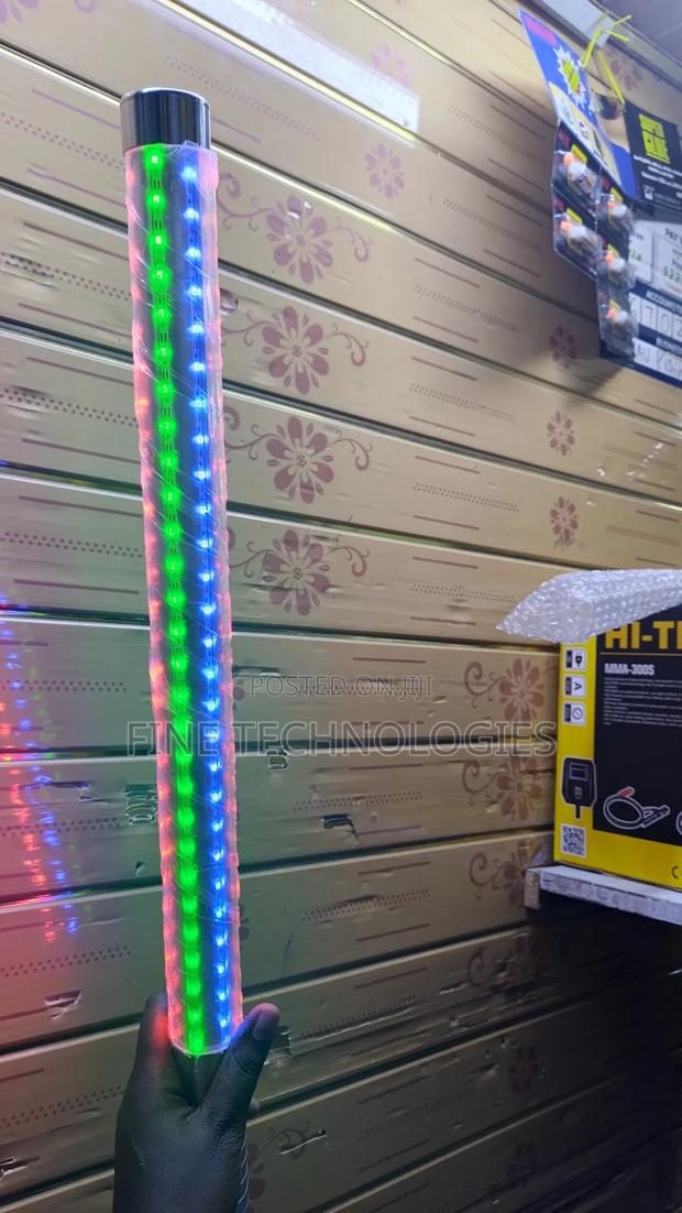 Rechargeable Led Strobe Baton - thumbnail 2