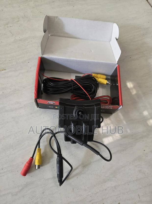 Land Cruiser Prado 150 Front Camera | Parking Hd - main view