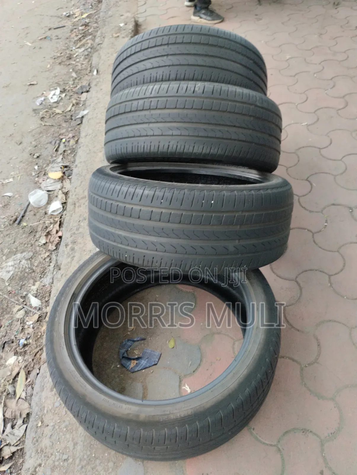 255/40r20 Pirelli