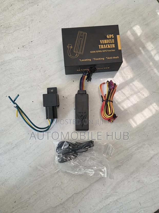 Car GPS Tracker With Live Tracking, Engine Cut-Off, Geo-Fence Sound - thumbnail 2