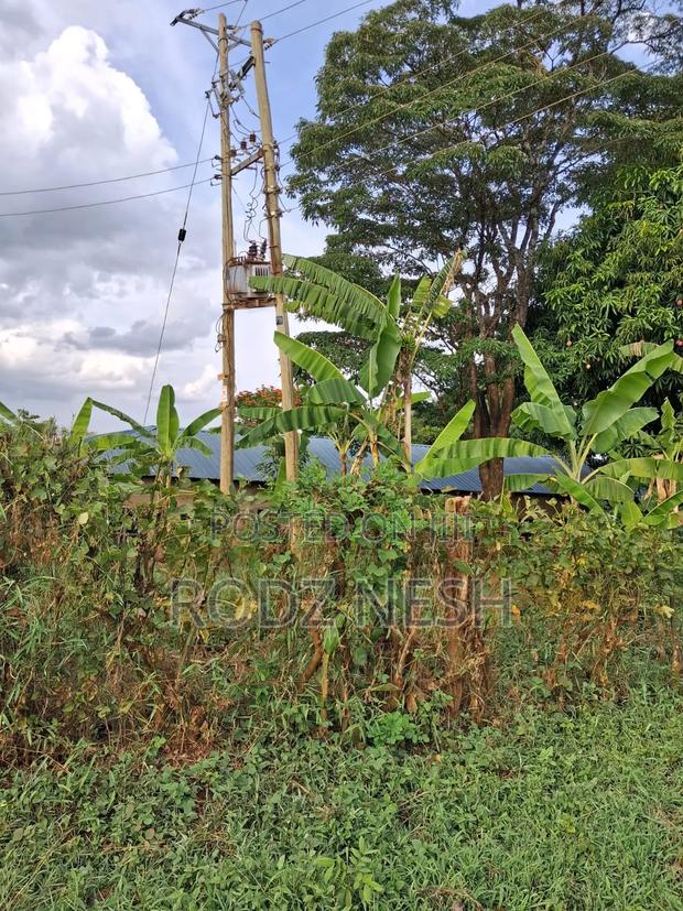 3⁄4 Acre Land for Sale in Njuthine Ready Title Deed Water Electricity