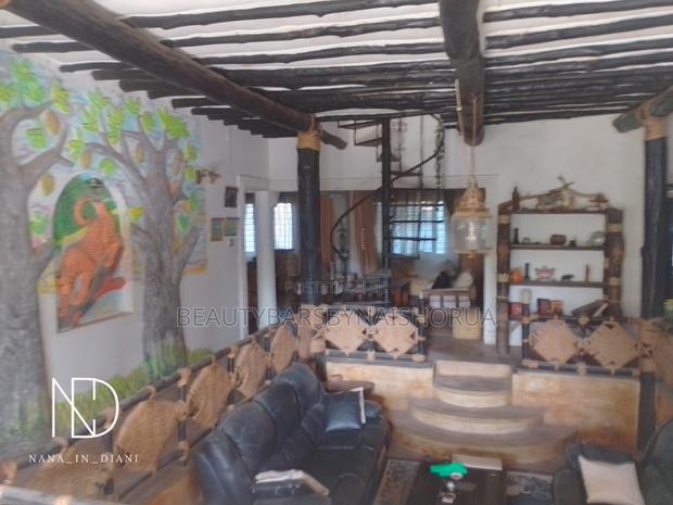 5bdrm Villa in Diani for sale - thumbnail 7