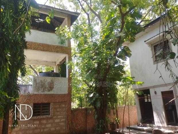 5bdrm Villa in Diani for sale - main view