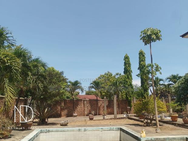 5bdrm Villa in Diani for sale - thumbnail 5