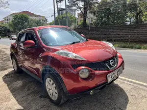 Nissan Juke 2011 Red