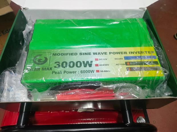 3000 Watts - 12 Volts Solar Power Inverter - main view