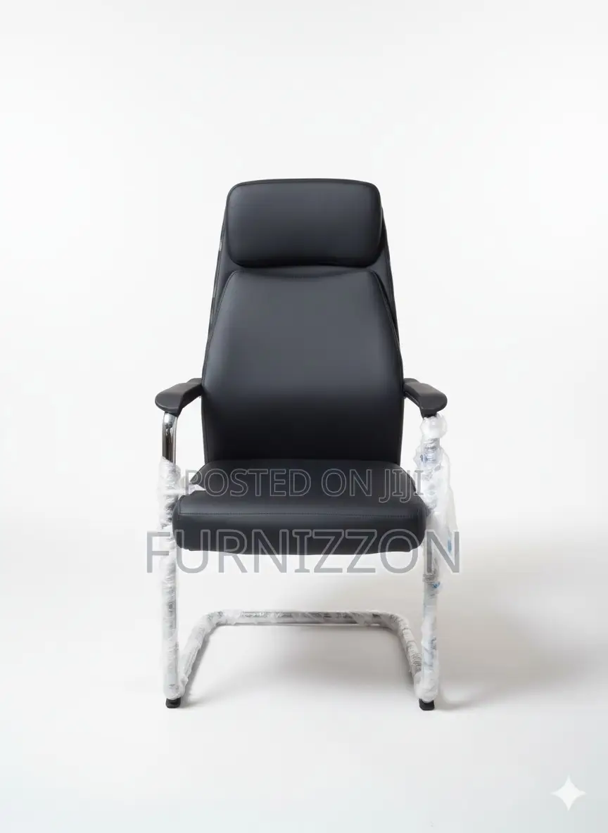 Contemporary Visitors | Boardroom Black Leather Office Chair