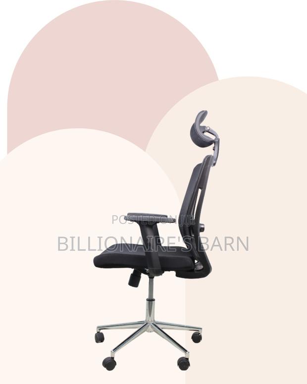 Black Ergonomic Mesh Chair | Clean Executive Look for Modern Offices |