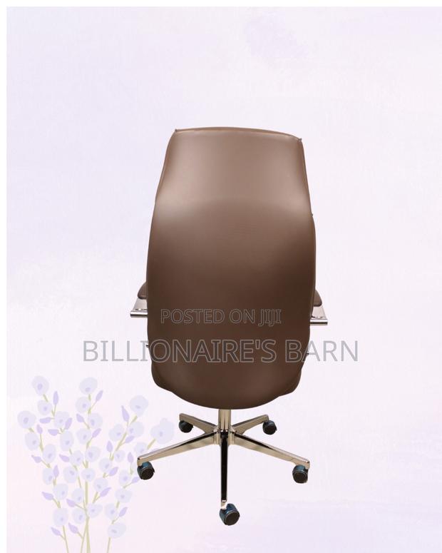 Brown Executive Office Chair | Space-saving Design For Compact Setups