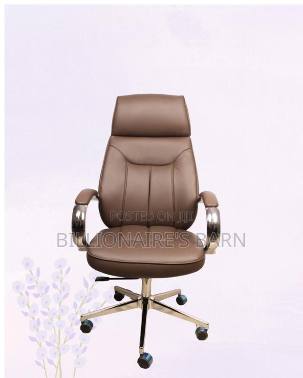 Brown Executive Office Chair | Space-saving Design For Compact Setups - thumbnail 2