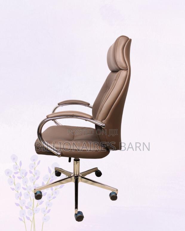 Brown Executive Office Chair | Space-saving Design For Compact Setups - thumbnail 3