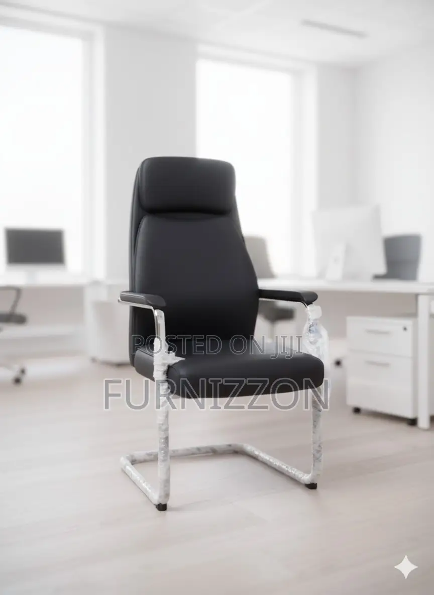 Professional Visitors Office Chair Black Leather Boardroom Style