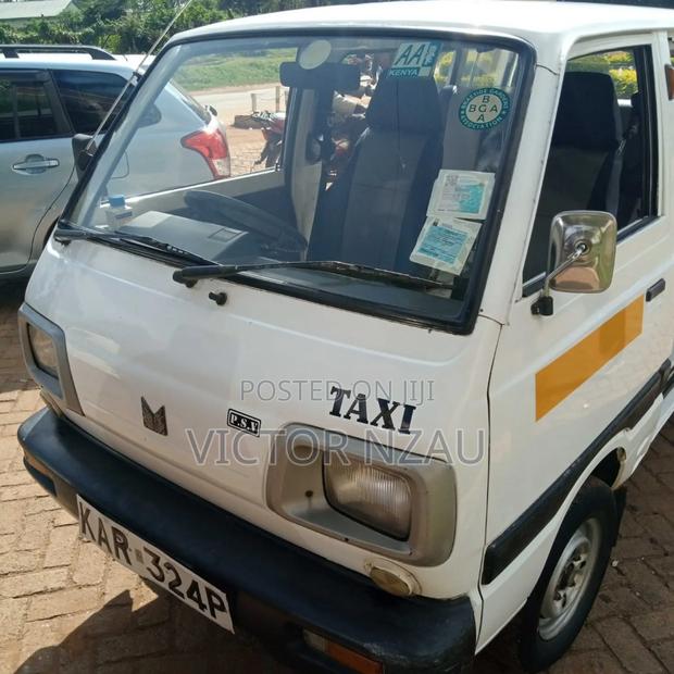 Suzuki APV Minibus 2002 White - main view