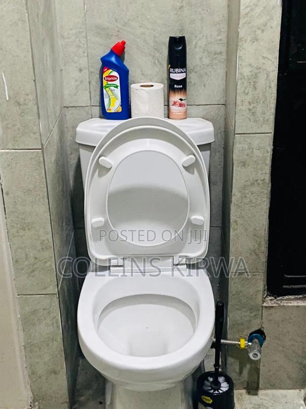 Junior Studio Airbnb With Balcony - thumbnail 6