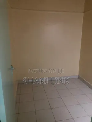 2bdrm House in Komarock for rent