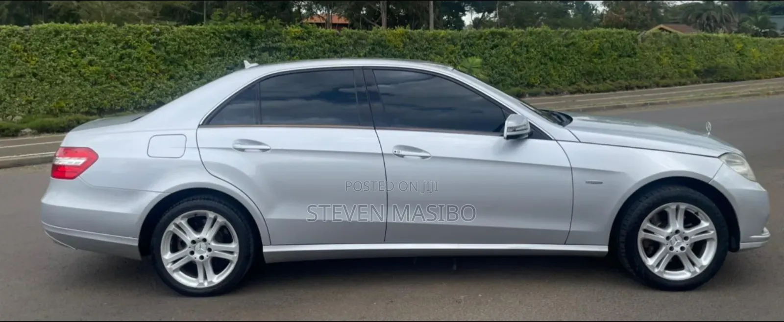 Mercedes-Benz E250 2009 Silver