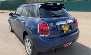 Mini Cooper 2016 Blue