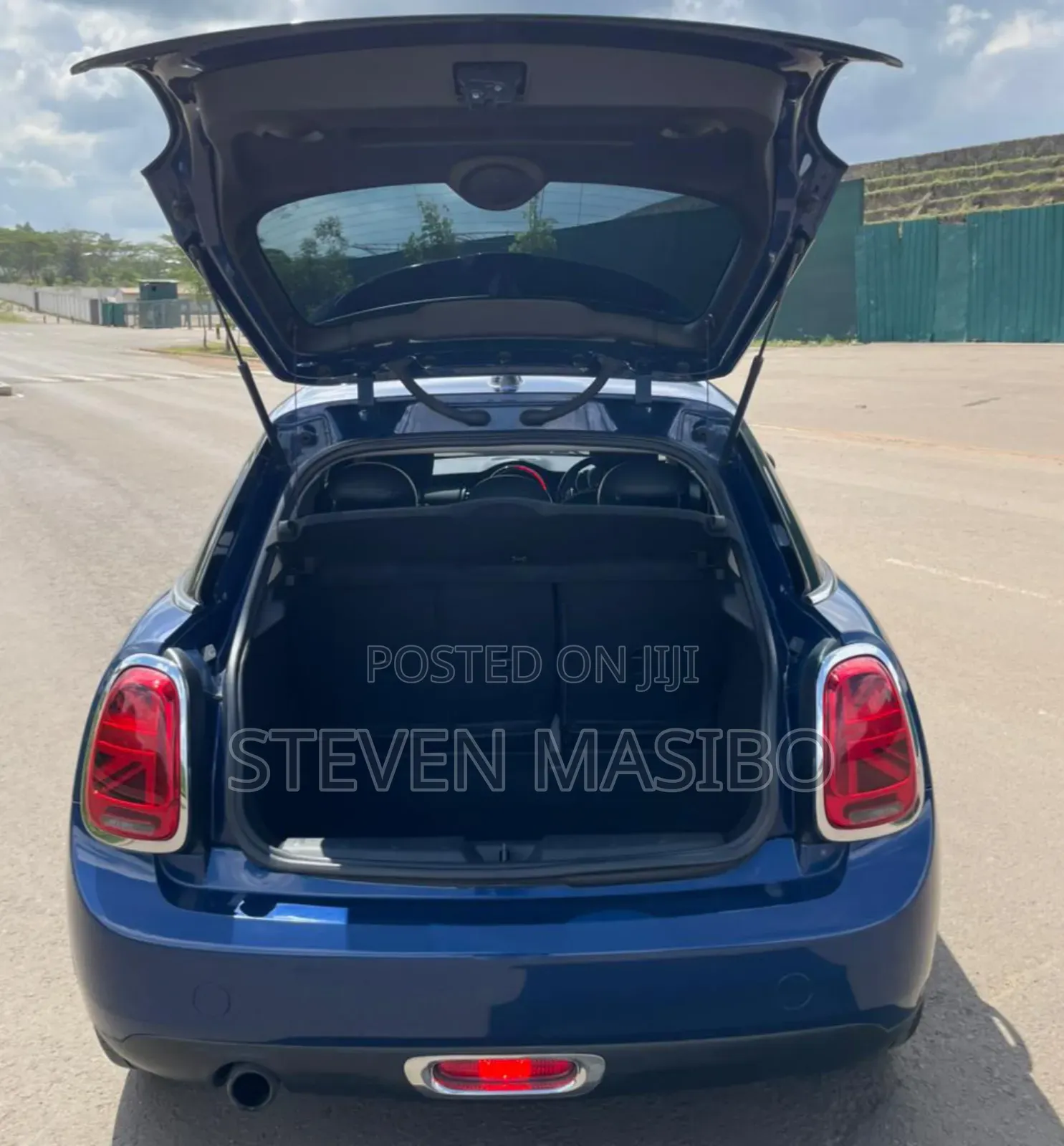 Mini Cooper 2016 Blue